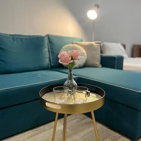 Apartment Nomadic Travelers