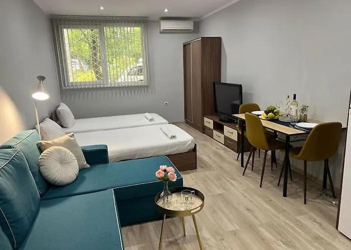 Nomadic Travelers Sofia